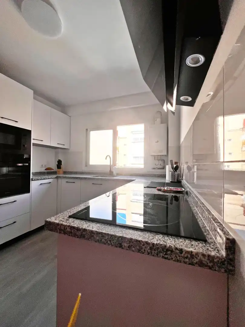 Kitchen of Flat for sale in Málaga  with Furnished