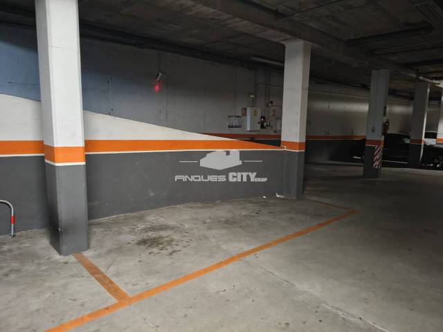 Garaje en Alquiler en Sant Pere