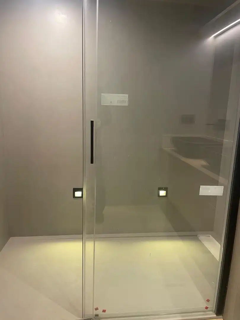 Bathroom of Office for sale in Barcelona  with Air Conditioner and Heating