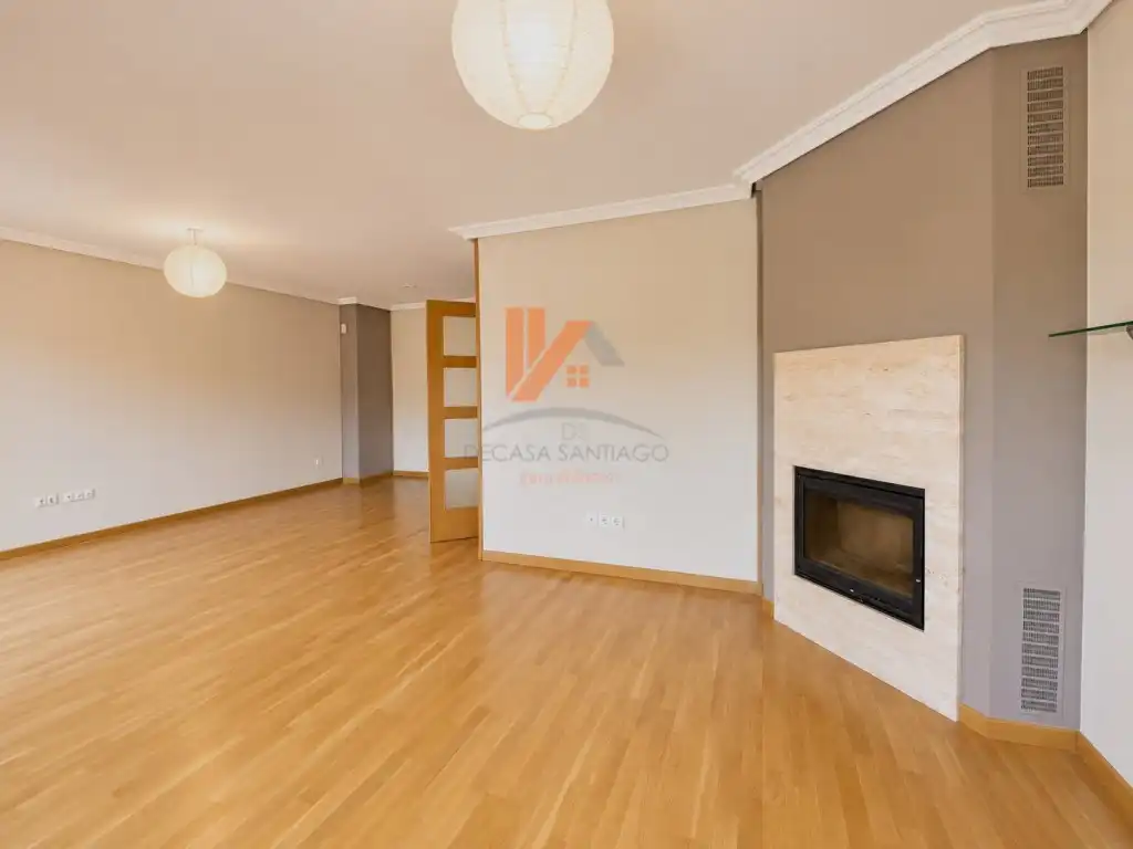 Casa adosada en venta en Rua Fontela, O Pino