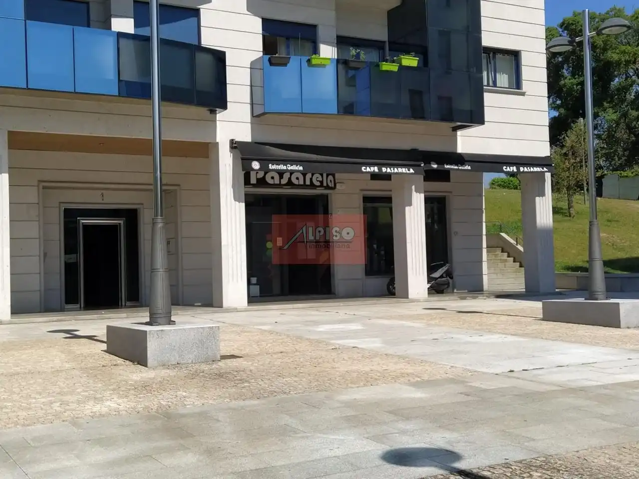 Local commercial à vendre à As Lagoas