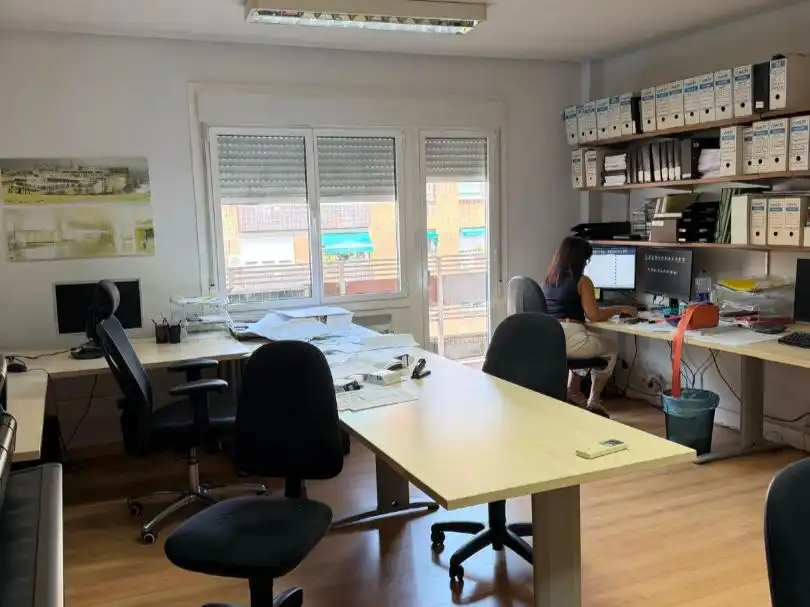 Oficina de alquiler en Madrid con Aire acondicionado, Calefacción y Balcón