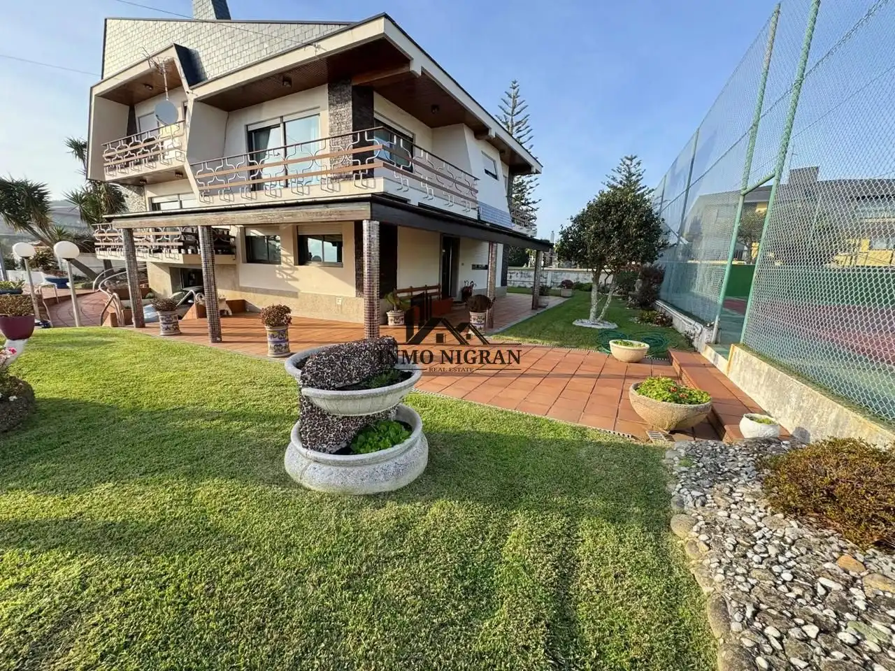 Terrace of Houses for rent in Nigrán  with Heating, Private garden and Storage room