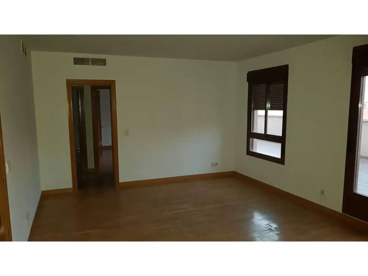 Schlafzimmer von Dachboden zum Verkauf in Getafe mit Klimaanlage, Parkett und Terrasse