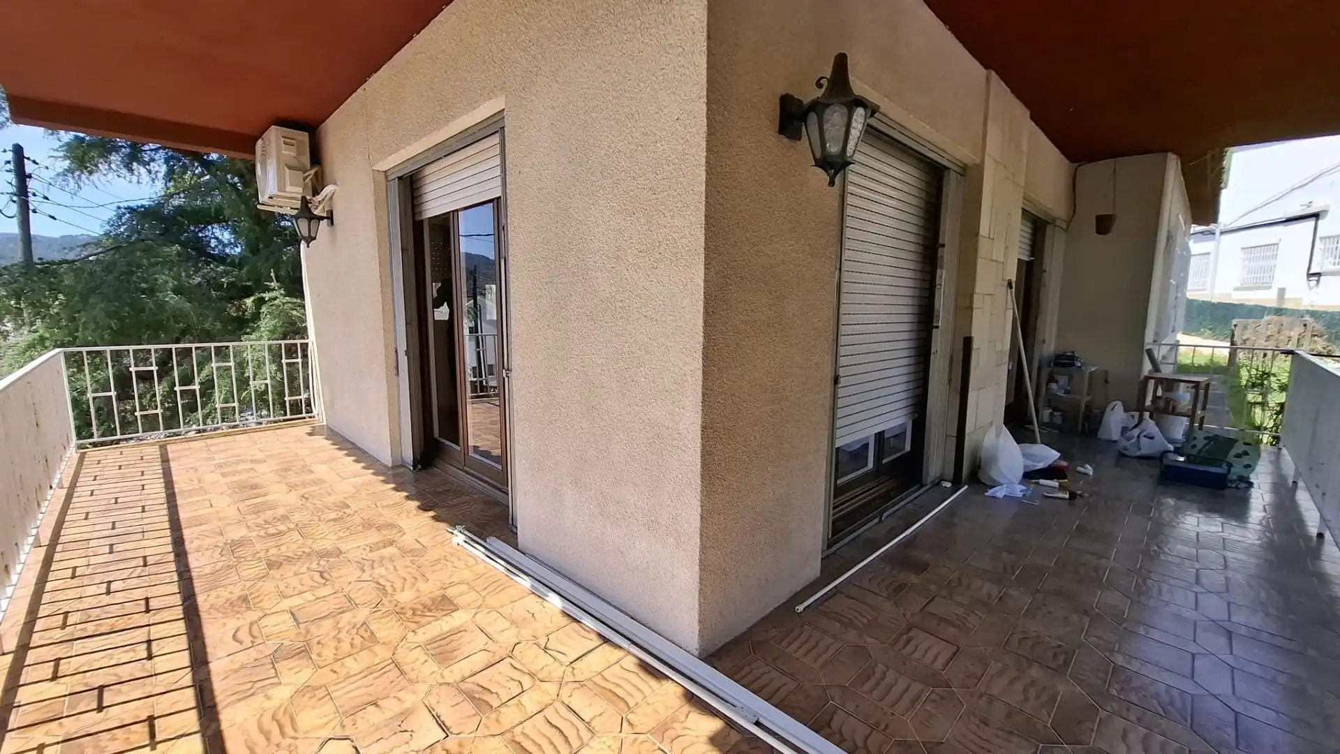 Vista exterior de Casa o chalet en venta en Vallirana con Aire acondicionado, Jardín privado y Terraza