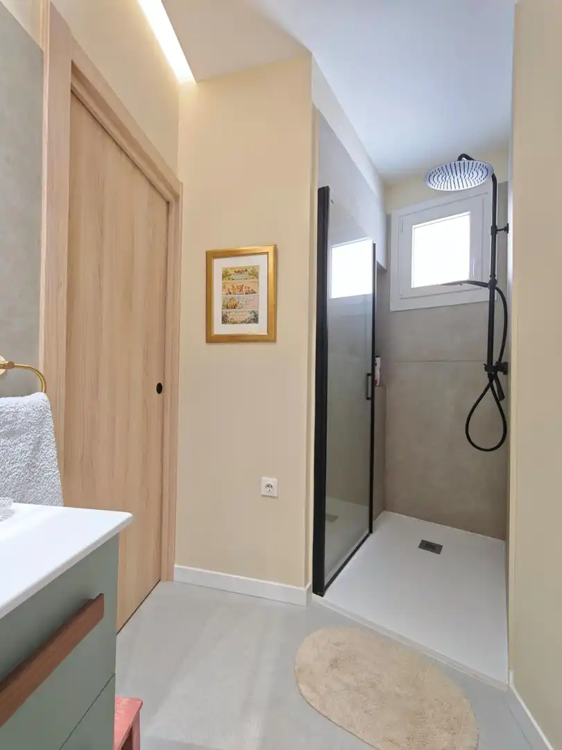 Bany de Casa o xalet en venda en Almería amb Aire condicionat, Calefacció i Moblat