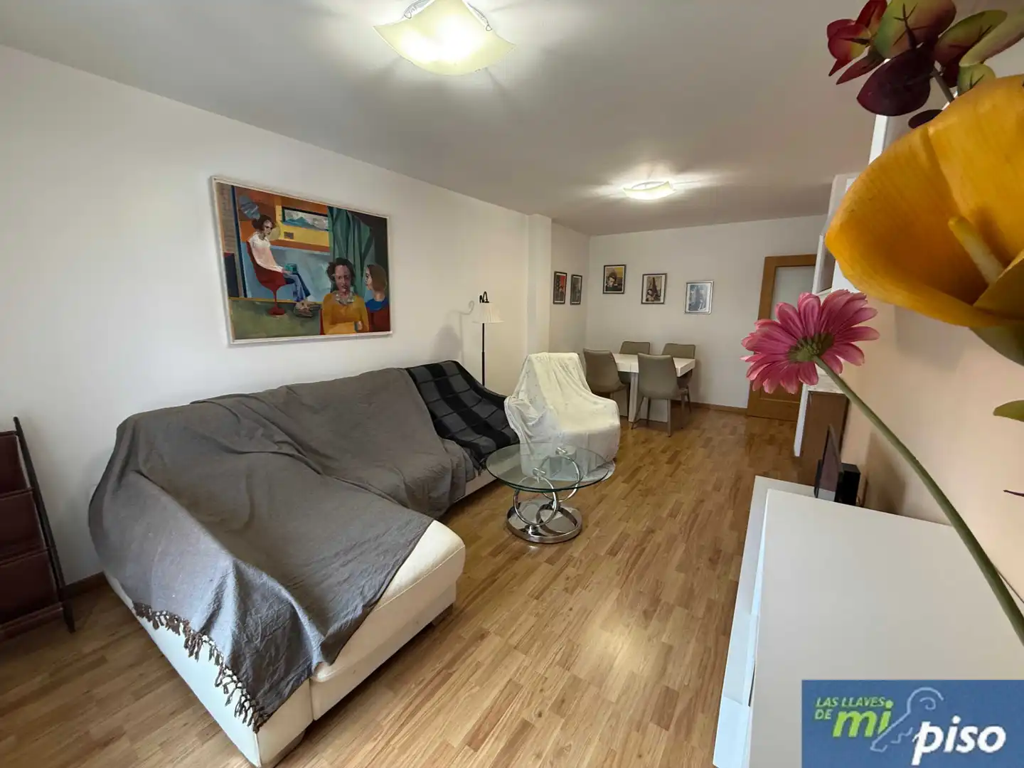 Living room of Flat for sale in Tudela de Duero  with Heating, Parquet flooring and Storage room