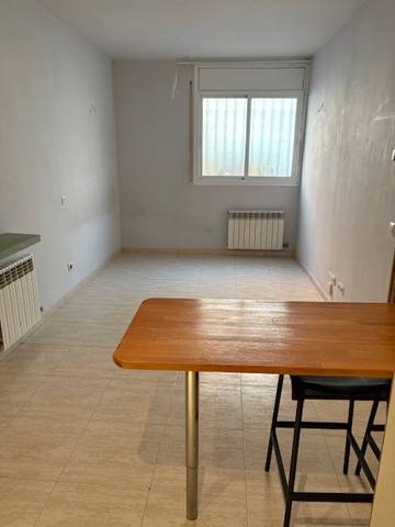Estudio en Venta en Carrer de Torns en Sants-Badal