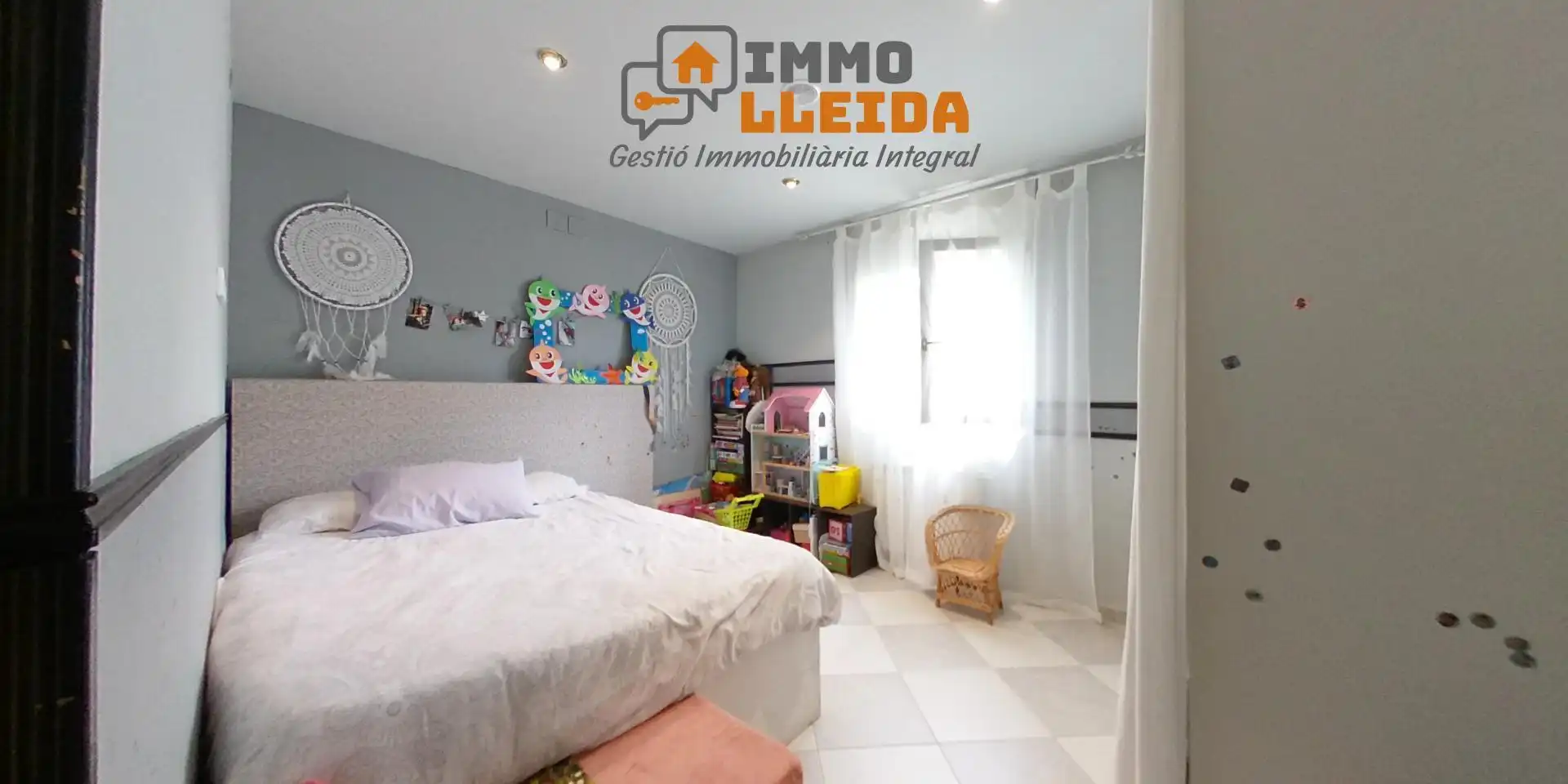 Dormitori de Casa o xalet en venda en La Sentiu de Sió amb Calefacció, Terrassa i Traster