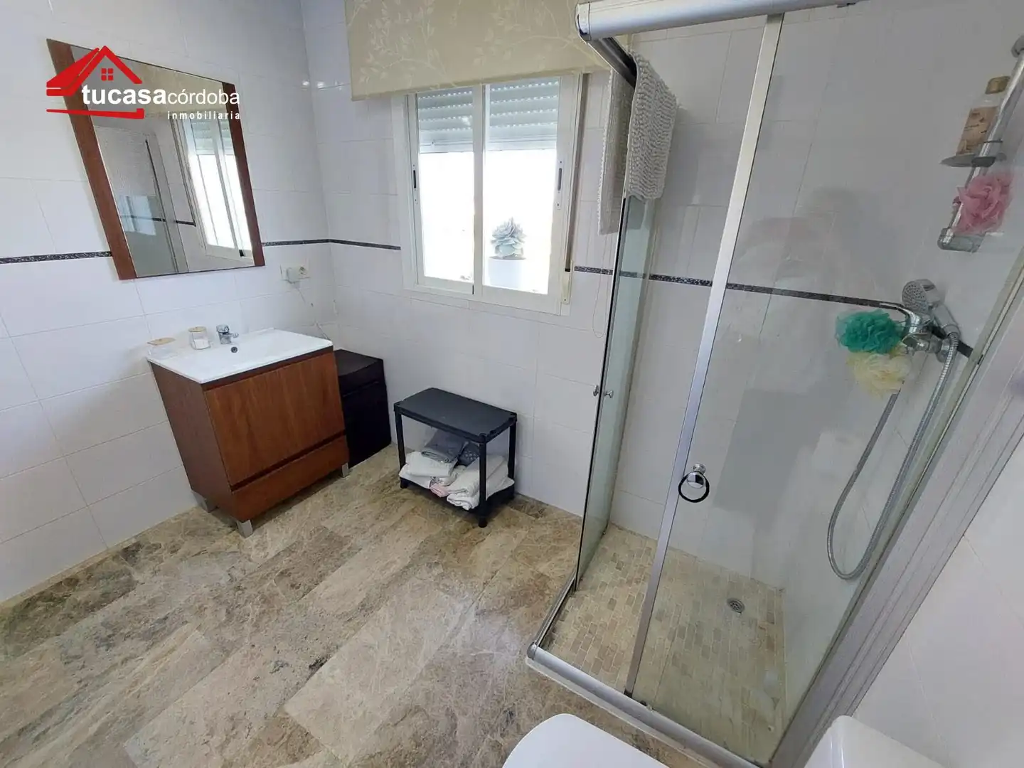 Bathroom of Houses for sale in Córdoba  with Terrace and Storage room