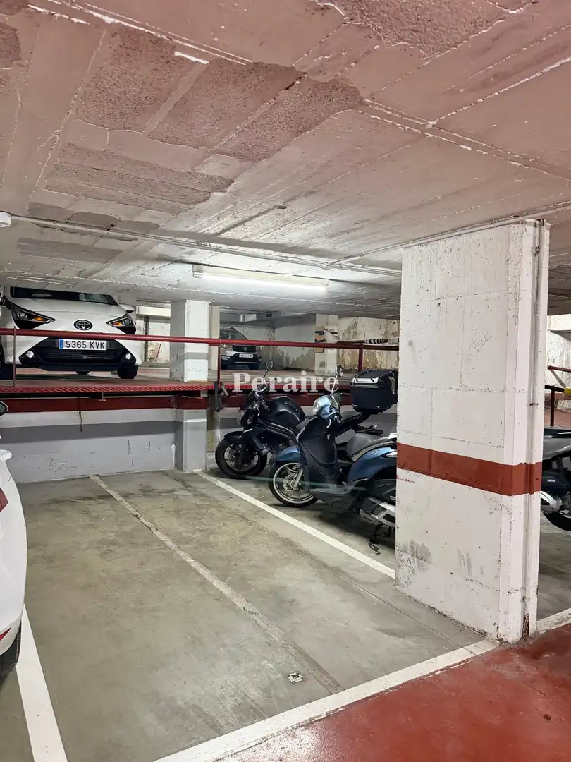 Parkplatz von Garage zur Miete in Barcelona