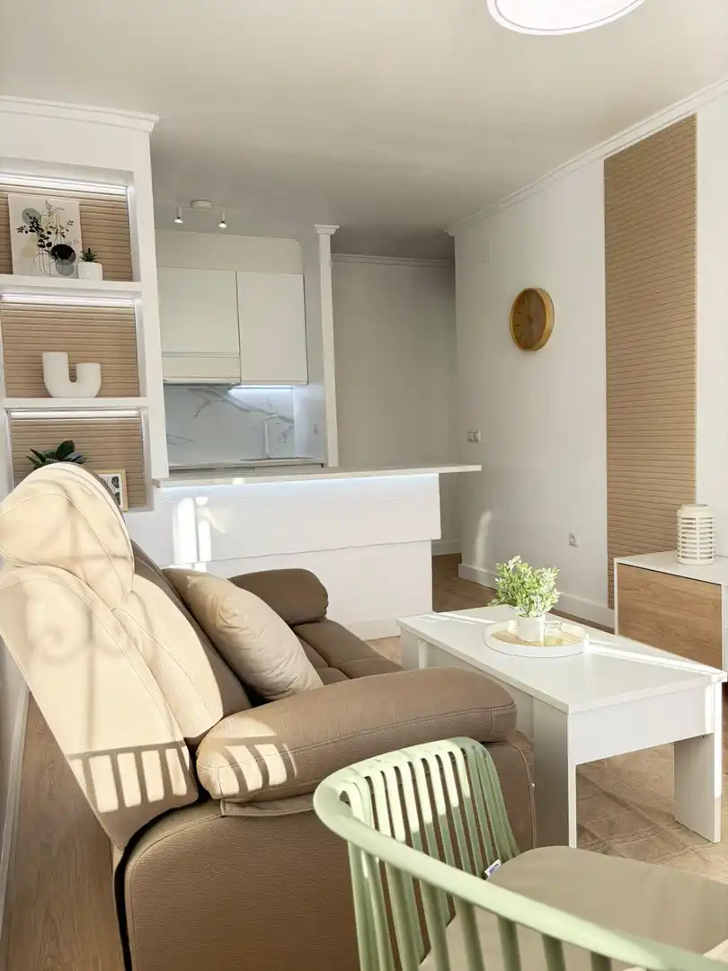 Casa bifamiliare in vendita a Calle Calle Cibeles