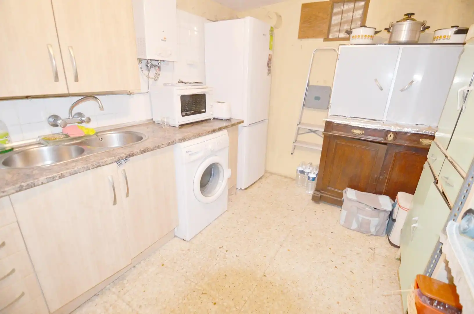 Kitchen of Houses for sale in Cabrillas  with Terrace and Balcony