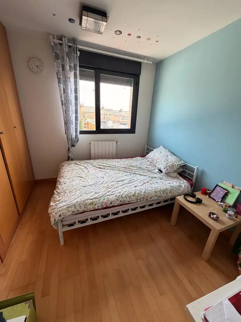 Habitación de Casa adosada en venta en Valdemoro con Aire acondicionado, Calefacción y Jardín privado