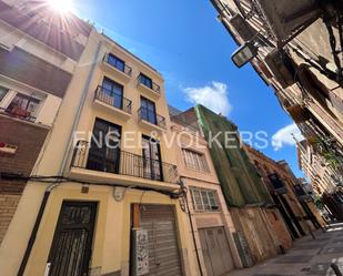Vista exterior de Casa adosada en venda en Reus amb Aire condicionat, Calefacció i Parquet