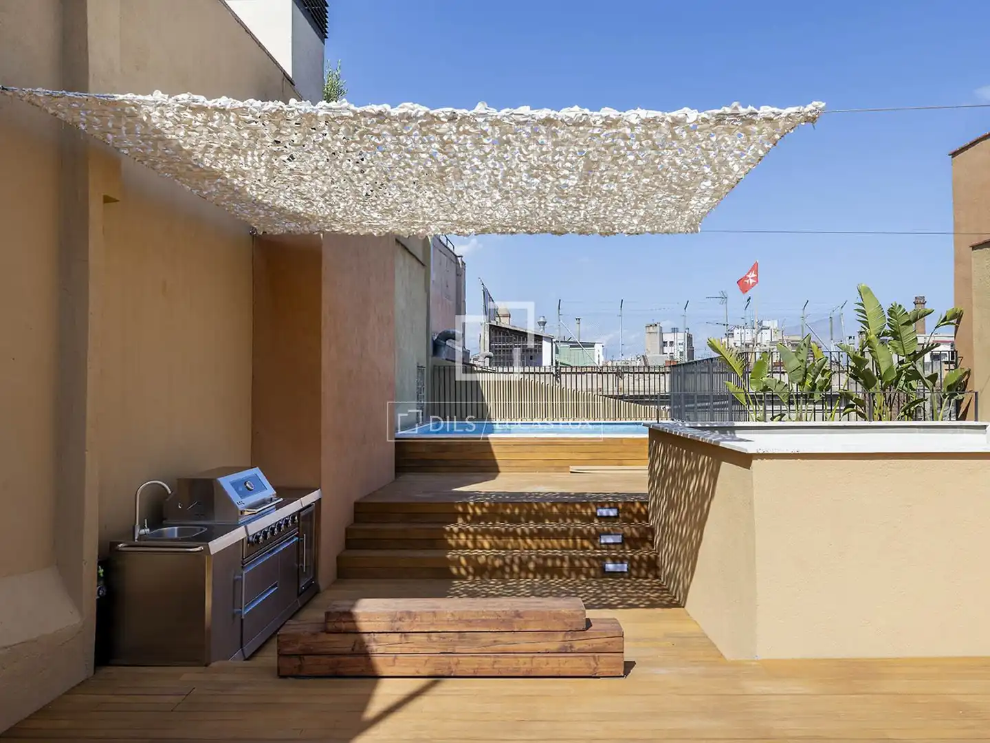 Terrasse von Wohnung zum Verkauf in Barcelona mit Klimaanlage, Heizung und Parkett