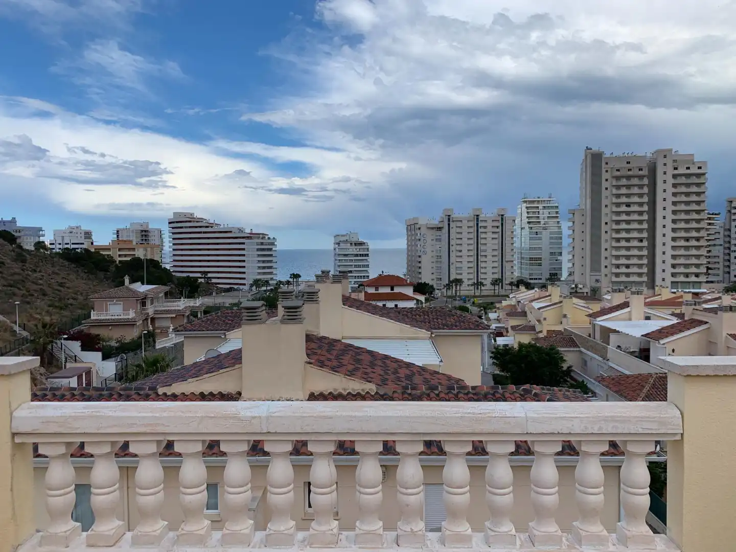 Casa adosada de alquiler en Calle farigola, Racó