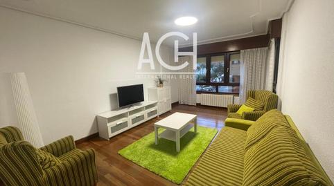 Photo 3 of Flat to rent in Santutxu - Basarrate, Bizkaia