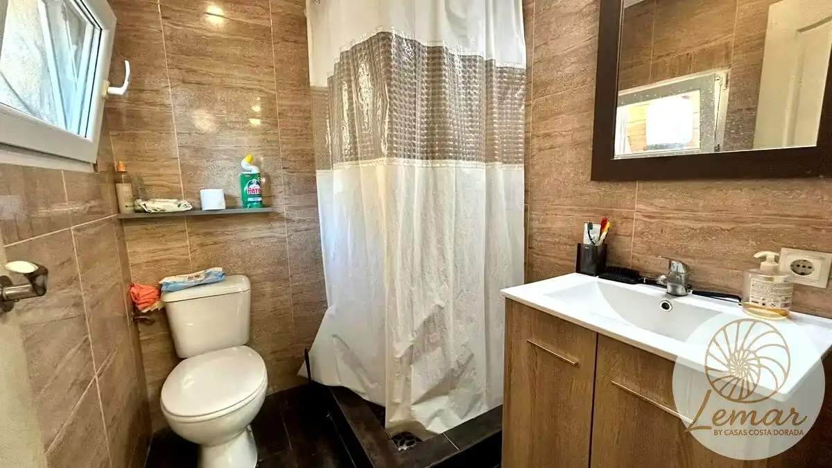 Baño de Casa o chalet en venta en Castelldefels con Jardín privado, Terraza y Piscina