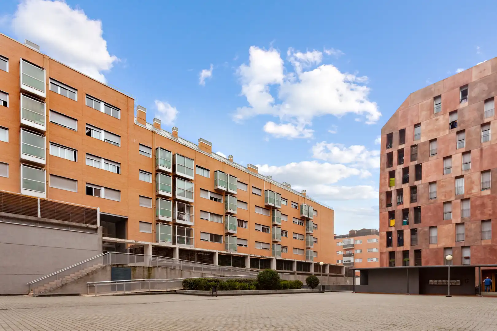 Vista exterior de Piso en venta en Madrid con Calefacción, Terraza y Horno