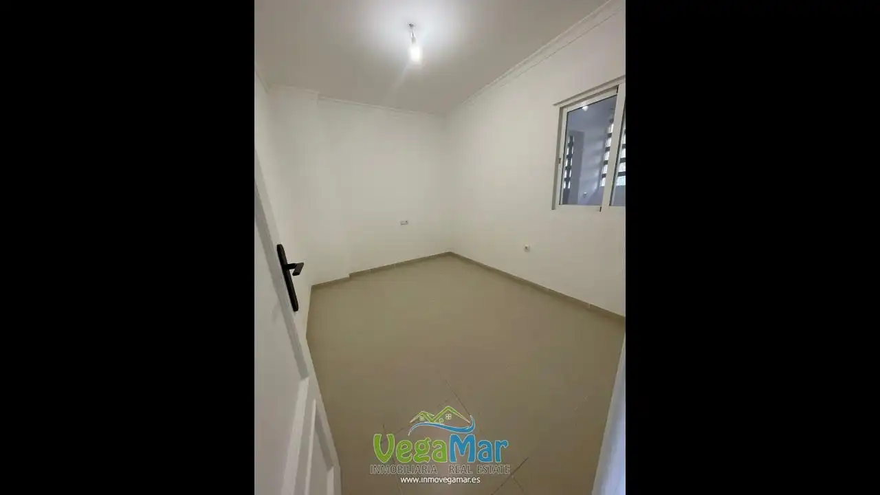 Wohnung zum Verkauf in Almuñécar mit Terrasse