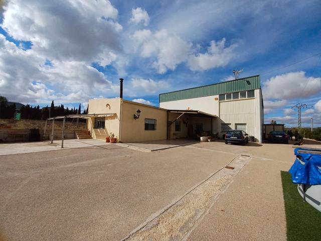 Finca rústica en Venta en Monóvar  / Monòver