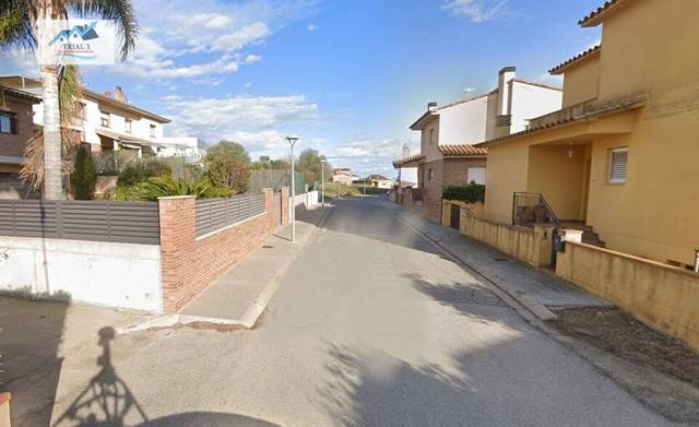 Casa-chalet en Venta en Calle RAMON MUNTANER en Torroella de Montgrí