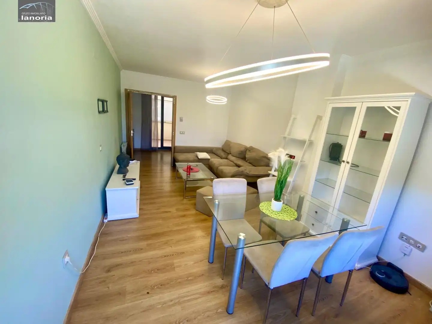 Sala de estar de Piso en venta en Albacete con Calefacción, Trastero y Amueblado
