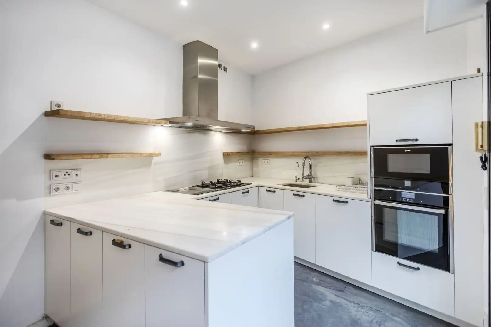 Cocina de Casa adosada en venta en Barcelona con Parquet y Terraza