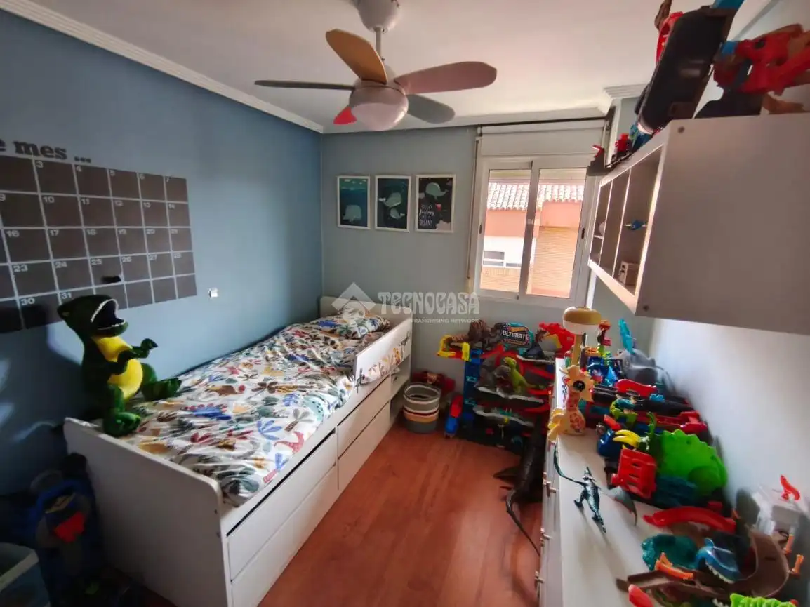 Habitación de Piso en venta en Huelva con Aire acondicionado y Balcón