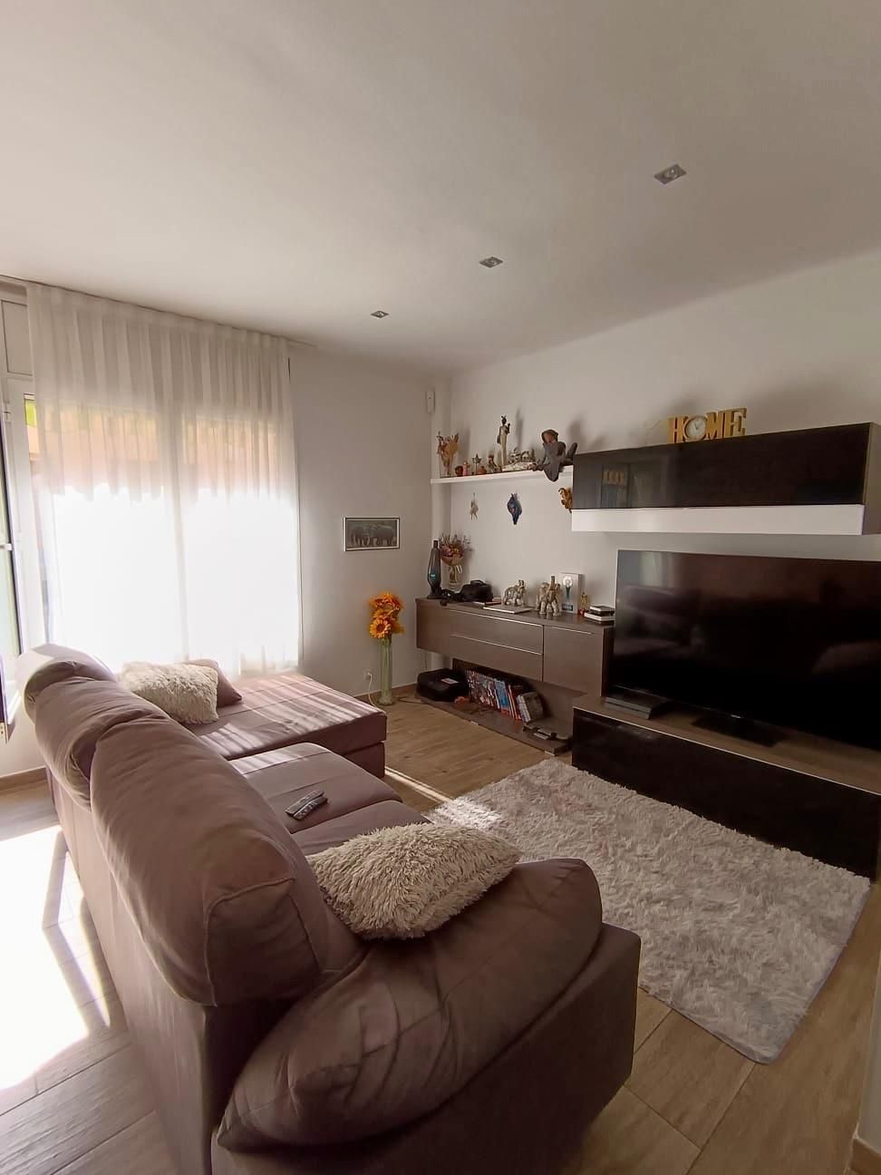 Living room of Flat for sale in Calella  with Heating, Parquet flooring and Terrace