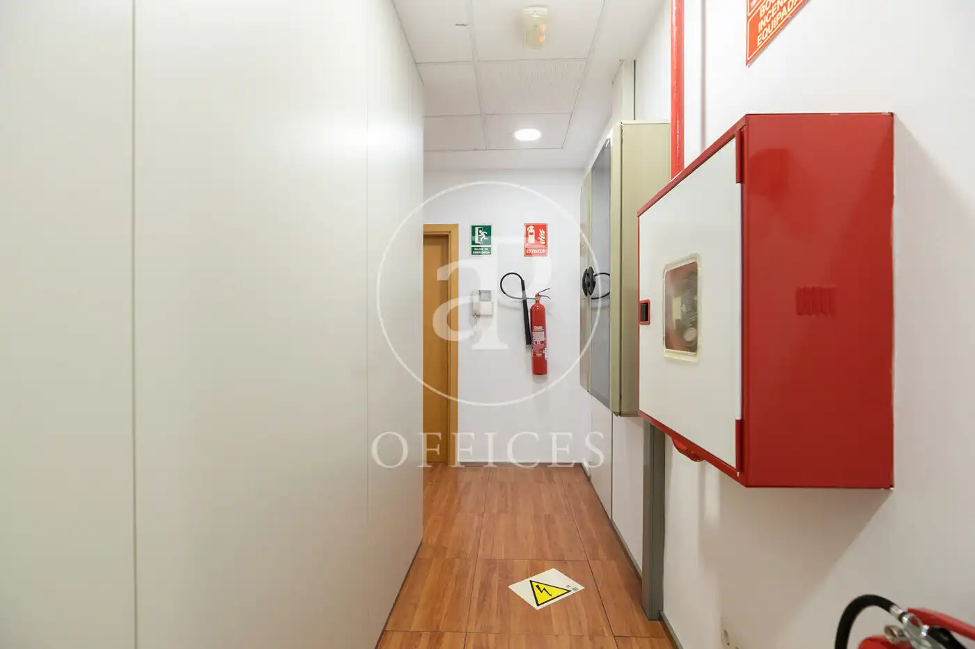 Office space with lift to rent in Carrer del Plom, imagen 46