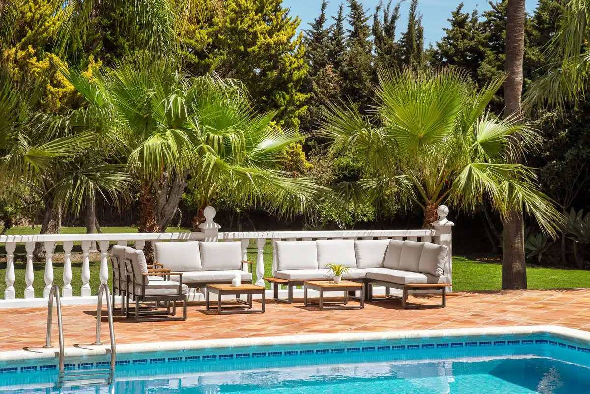 Terraza de Terreno en venta en Manilva