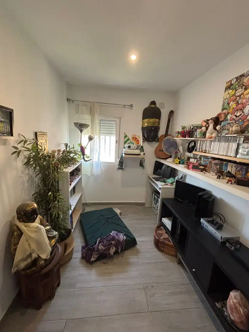 Bedroom of Flat for sale in Sevilla  with Air Conditioner