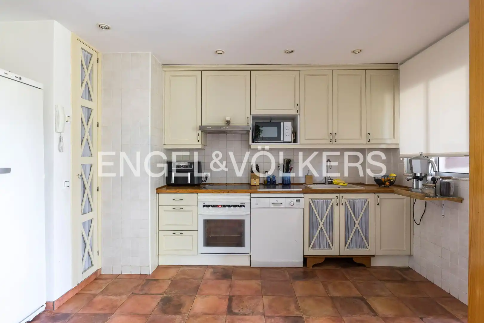 Cocina de Piso en venta en Villanueva de la Cañada con Calefacción, Terraza y Trastero
