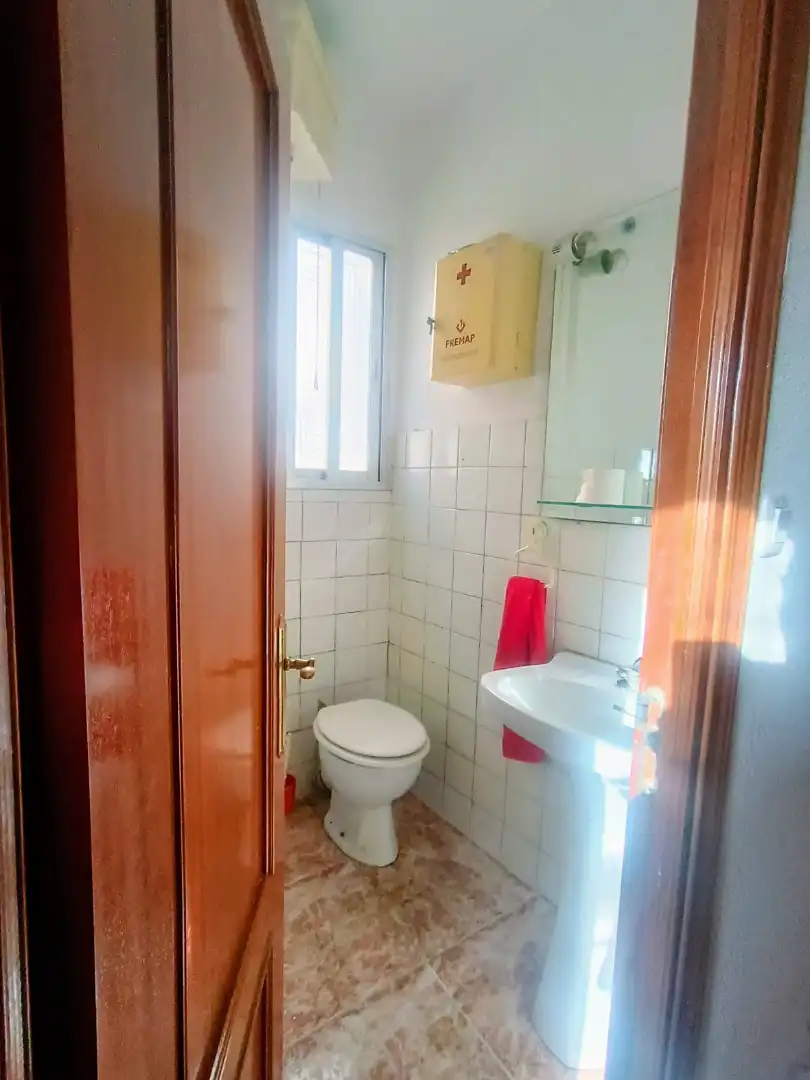 Bathroom of Flat for sale in Carabanchel