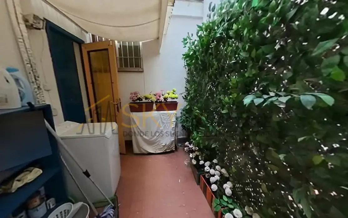 Flat with lift for sale in Calle de Agustina de Aragón, imagen 11