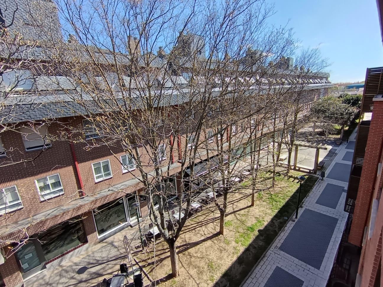 Exterior view of Flat for sale in Valladolid Capital  with Heating, Storage room and Community pool