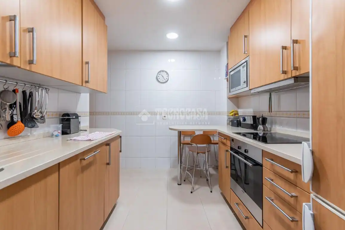 Kitchen of Flat for sale in Madrid  with Air Conditioner, Heating and Parquet flooring