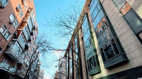 Foto 2 de Piso en venta en Alcantara, Lista, Madrid Capital