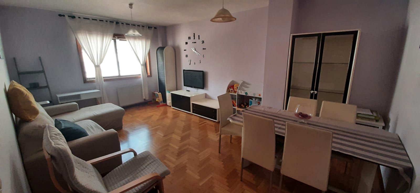 Sala de estar de Piso de alquiler en Santiago de Compostela  con Amueblado
