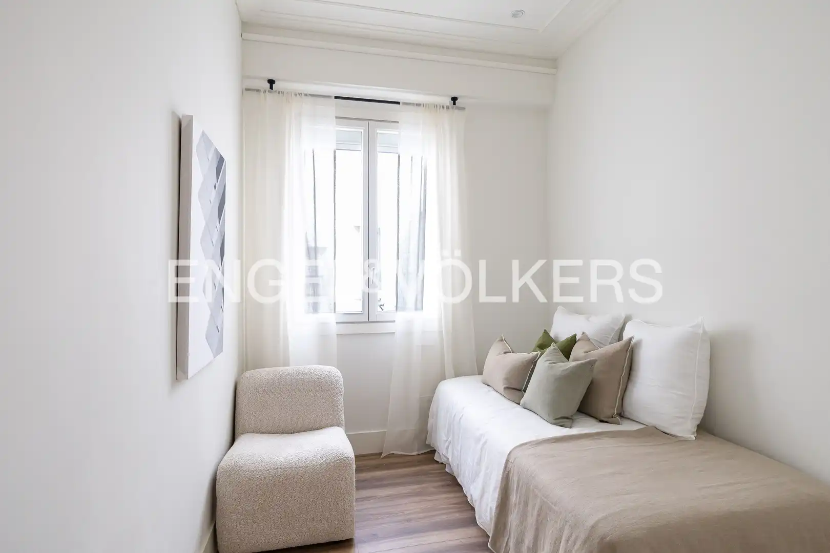 Schlafzimmer von Wohnung zum Verkauf in Madrid mit Klimaanlage, Heizung und Balkon