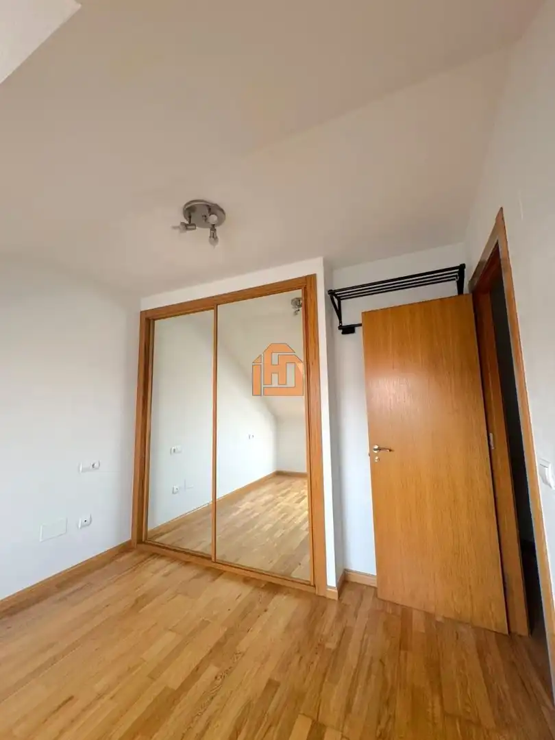 Dúplex amb ascensor en venda a Calle Zarcillos, imagen 6