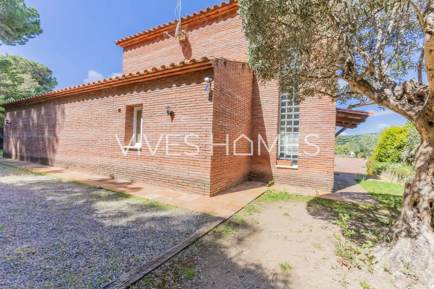 Exterior view of Houses for sale in Caldes d'Estrac  with Air Conditioner, Heating and Private garden