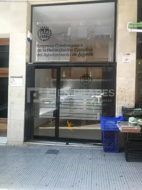Locale commerciale in affitto a Calle Santo Domingo de la Calzada