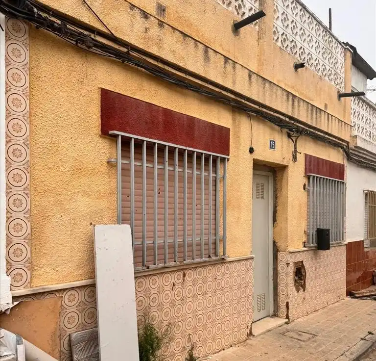 Vista exterior de Pis en venda en Torrent