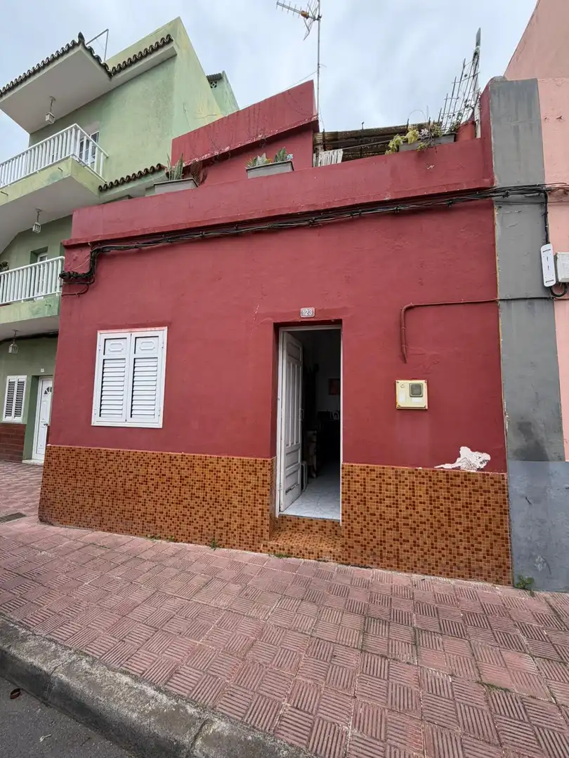 Exterior view of Houses for sale in San Cristóbal de la Laguna  with Terrace and Storage room