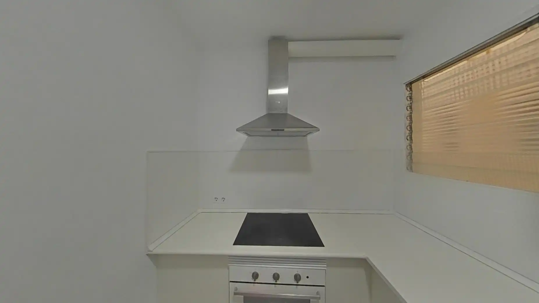 Cuina de Pis en venda en Barcelona amb Calefacció