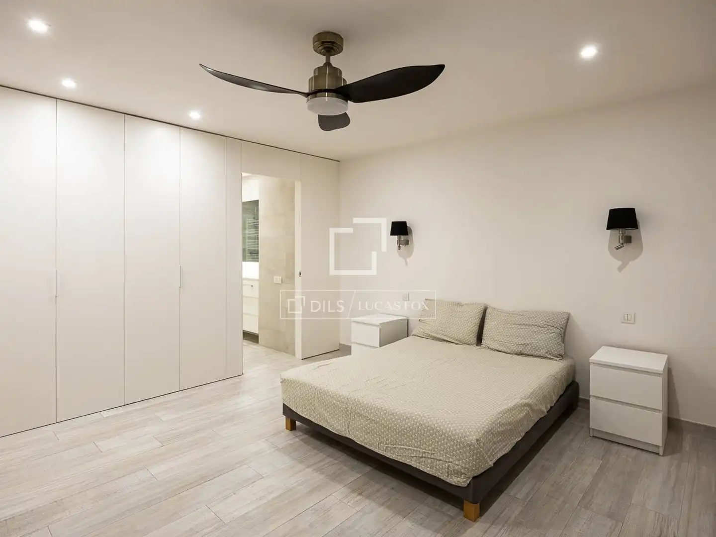 Habitación de Piso en venta en Barcelona con Aire acondicionado