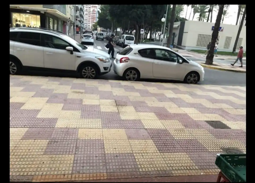 Business premises for sale in Blasco Ibáñez, imagen 6